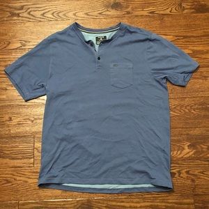 Hurley Men’s short sleeve Henley- large